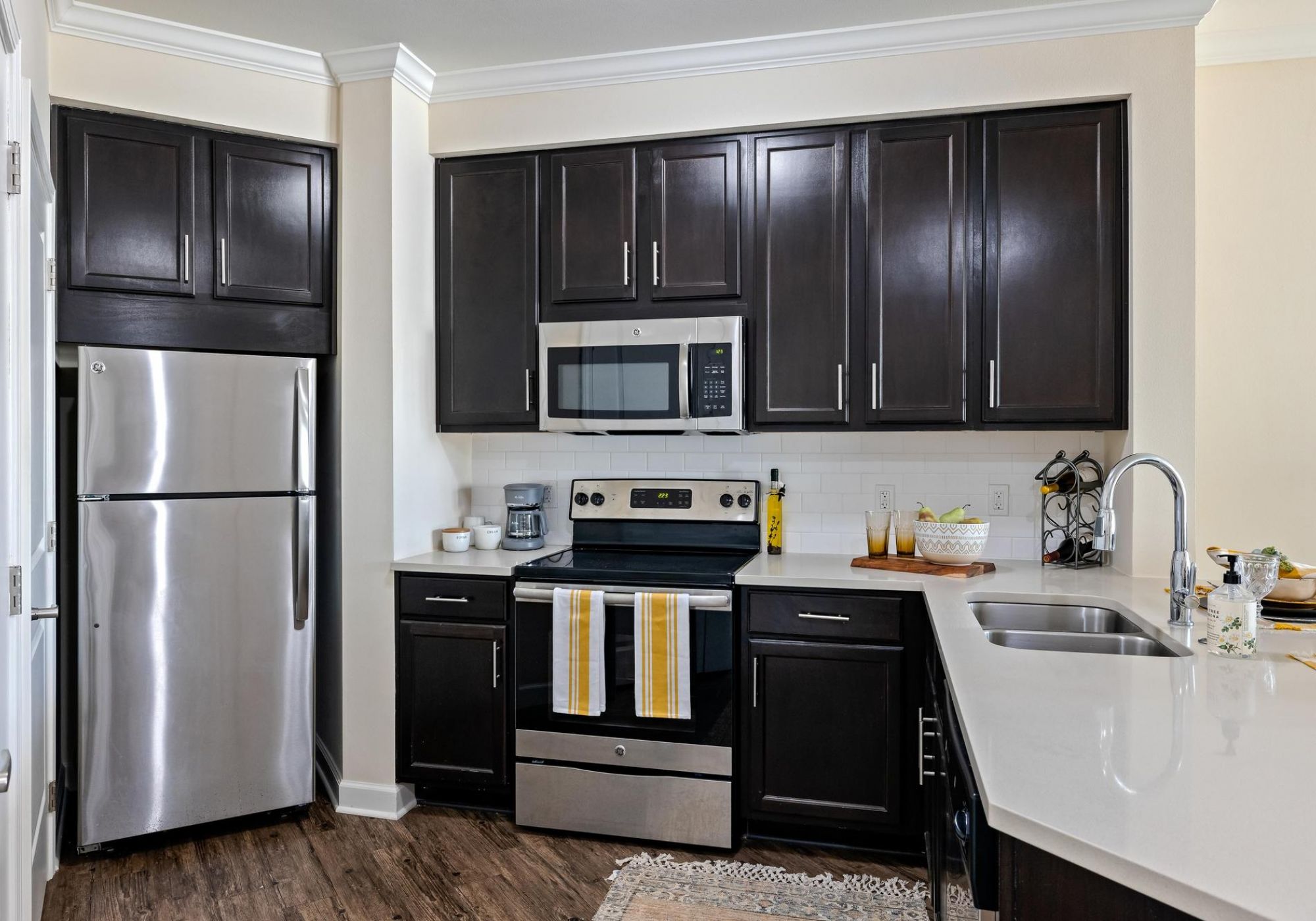 The Claiborne at Baton Rouge senior living community full kitchen with high-end finishes