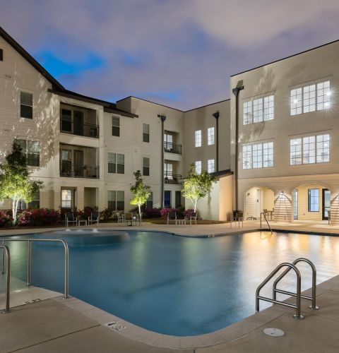 The Claiborne at Baton Rouge exterior of senior living community