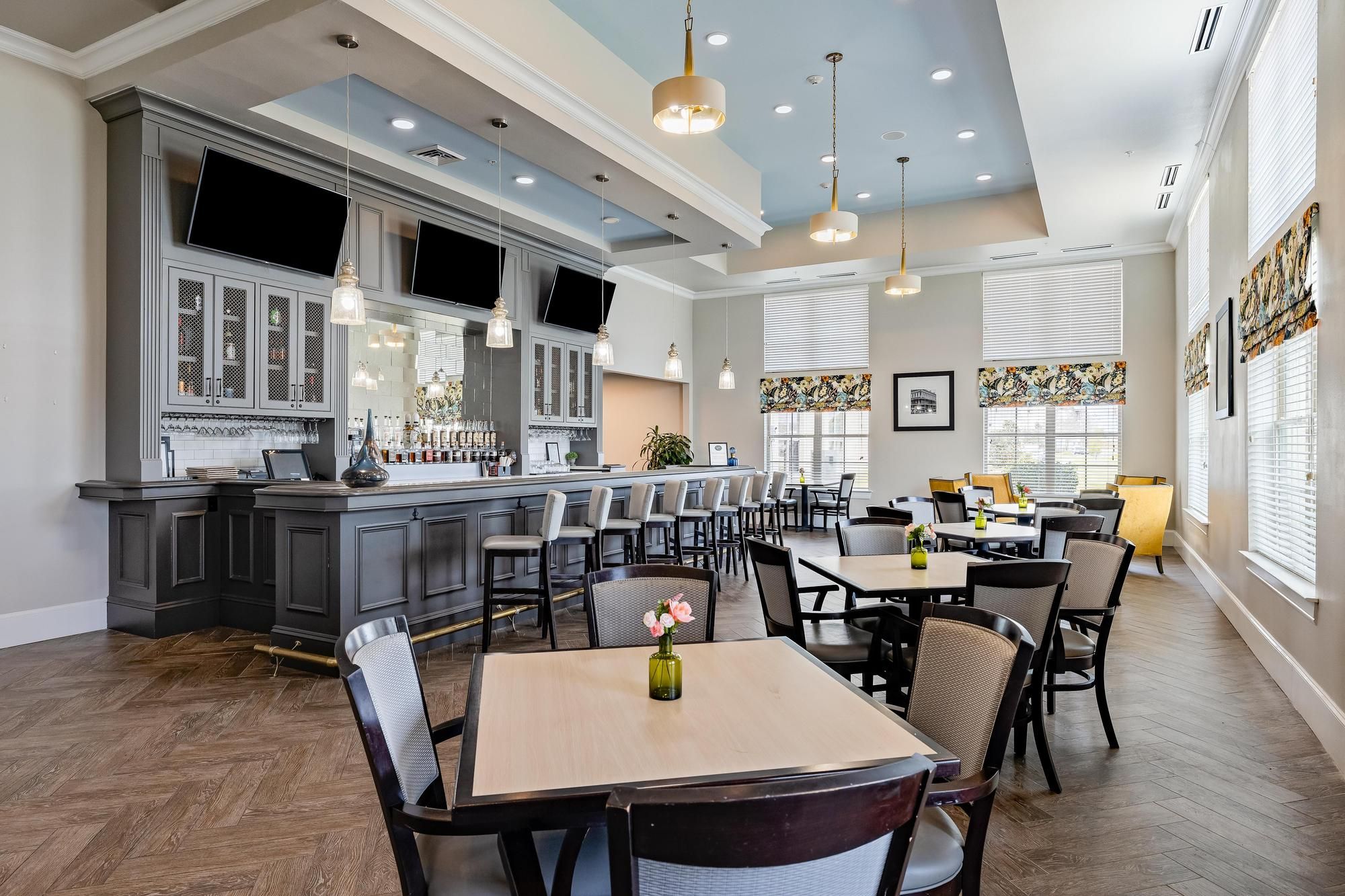 The Claiborne at Baton Rouge senior community bistro and bar