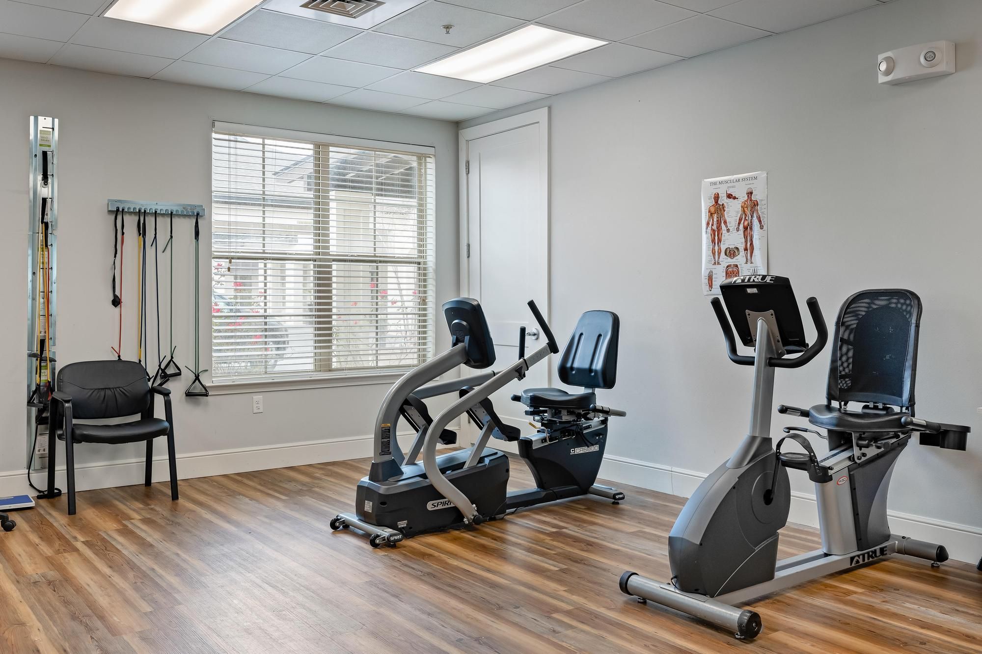 The Claiborne at Baton Rouge fitness studio and on-site therapy equipment