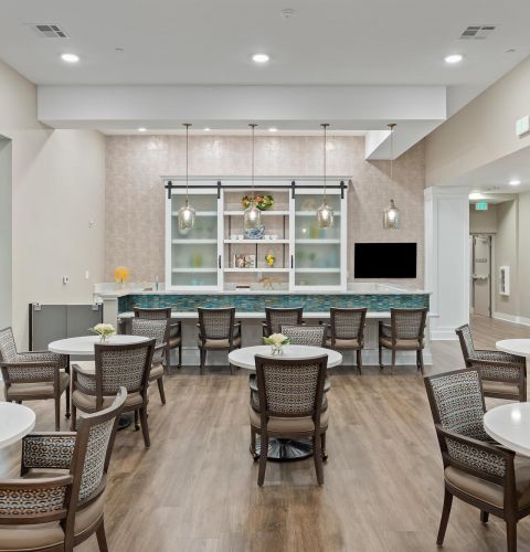 The Claiborne at Brickyard Crossing assisted living dining area