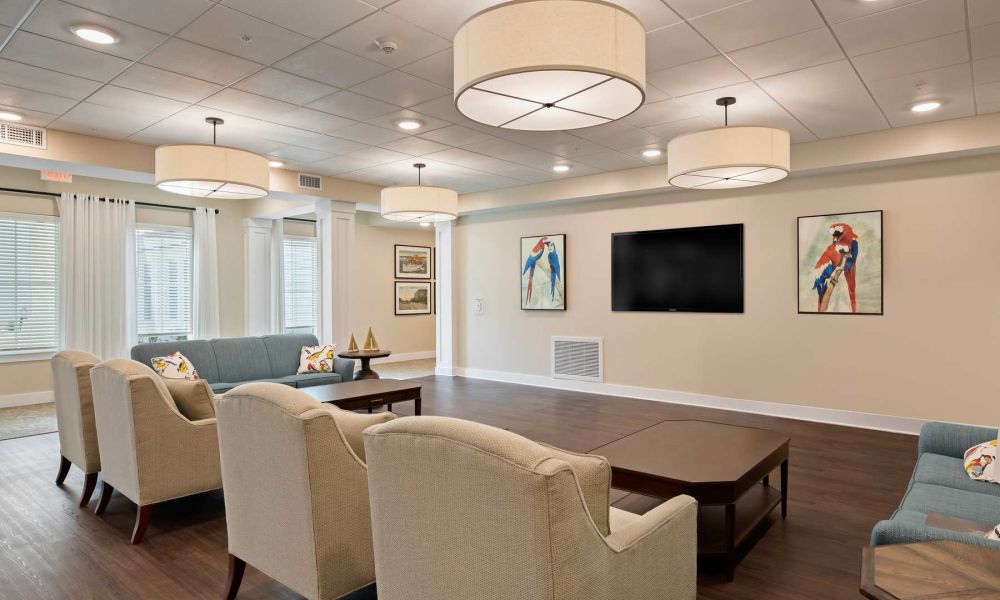 The Claiborne at Gulfport Highlands memory care seating area
