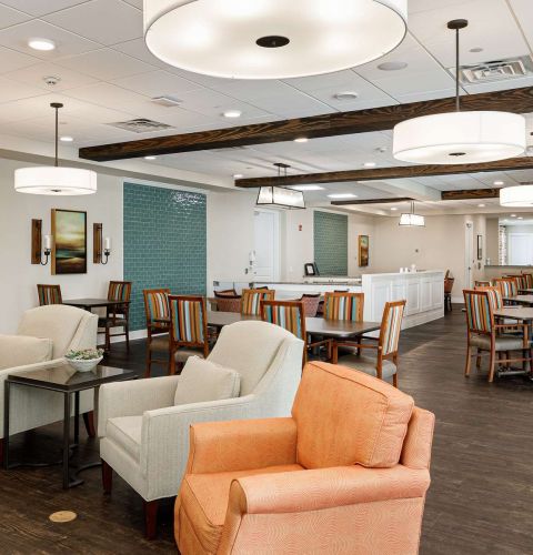 The Claiborne at West Lake dining and bar area for senior residents