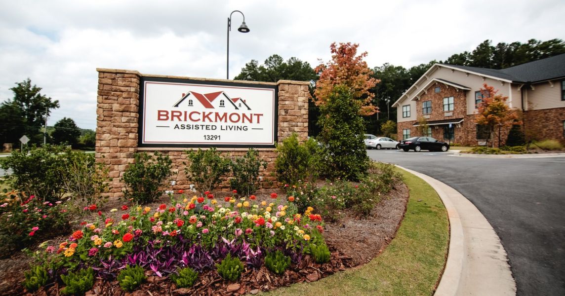 Front of Claiborne Brickmont at Roswell senior living community